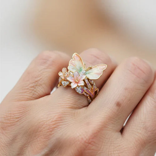 Anillo Mariposa Brillante de la Naturaleza con Circonita
