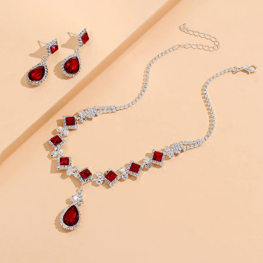 Set Gota Rdeča – Choker in Obeski