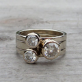 Anillo Vintage ‘Triplo’ con Circonita